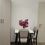 Hajdini & Appartement Saranda
