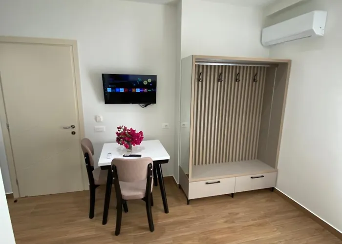 Apartament Hajdini & *